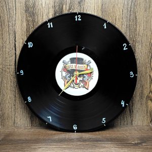 Часовник от грамофонна плоча "Guns `N Roses"